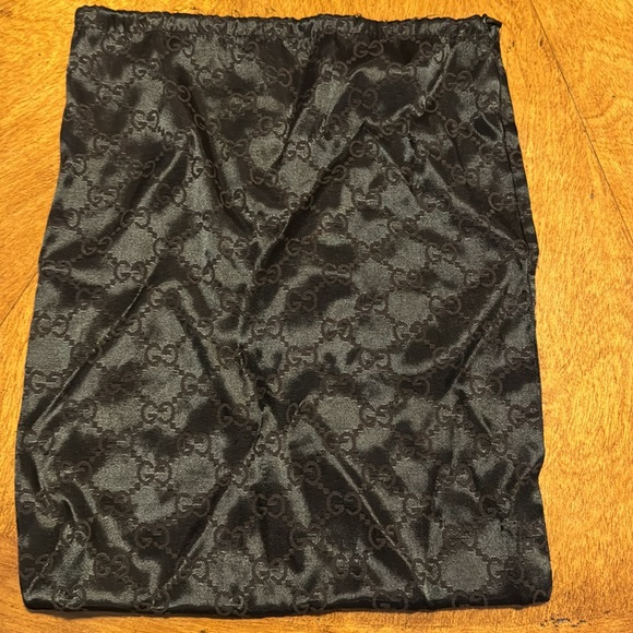 Authentic Gucci Sukey Tote - Picture 8 of 11